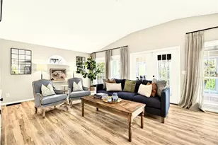 240 Park Bridge Ln, Roswell, GA 30075 - Photo 13