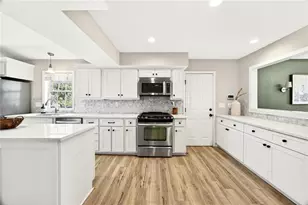 240 Park Bridge Ln, Roswell, GA 30075 - Photo 7