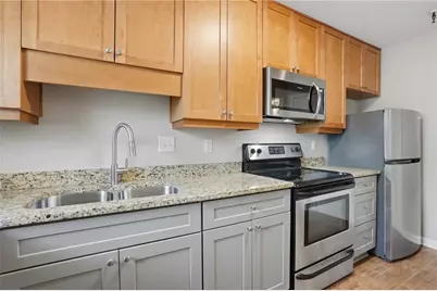 215 Winding River Drive #F, Sandy Springs, GA 30350 - Photo 5