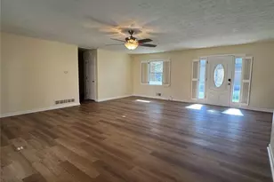 370 Merrydale Dr, Marietta, GA 30064 - Photo 5