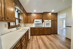 370 Merrydale Dr, Marietta, GA 30064 - Photo 9