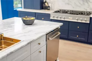 2454 Caladium Dr NE, Atlanta, GA 30345 - Photo 17