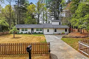 3785 Somerset Dr SW, Marietta, GA 30064 - Photo 1