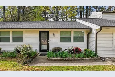 3785 Somerset Drive SW, Marietta, GA 30064 - Photo 3