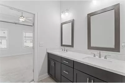 2051 Glenview Park Circle, Duluth, GA 30097 - Photo 29