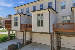2051 Glenview Park Cir, Duluth, GA 30097 - Photo 33