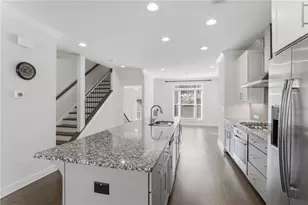 2051 Glenview Park Cir, Duluth, GA 30097 - Photo 17
