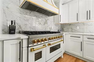 1153 Dawn View Ln NW, Atlanta, GA 30327 - Photo 15