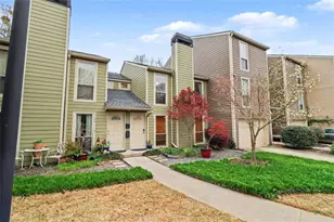 1105 Riverbend Club Dr, Atlanta, GA 30339 - Photo 3