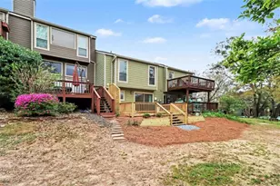 1105 Riverbend Club Dr, Atlanta, GA 30339 - Photo 29