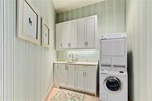 3376 Peachtree Rd NE, Atlanta, GA 30326 - Photo 39