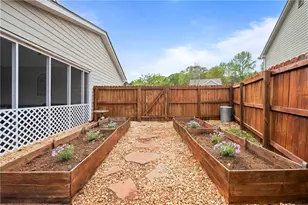 555 Evergreen Way, Jefferson, GA 30549 - Photo 5