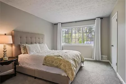 785 E Hembree Crossing, Roswell, GA 30076 - Photo 21