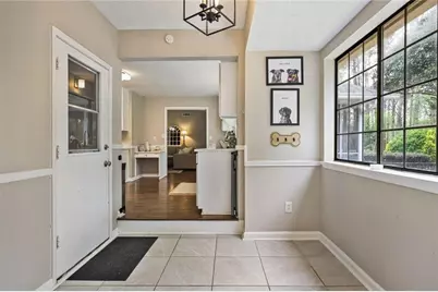 785 E Hembree Crossing, Roswell, GA 30076 - Photo 11