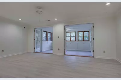 166 Maribeau Square NW, Atlanta, GA 30327 - Photo 9