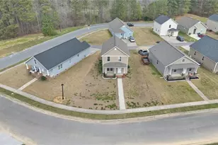 422 Coahulla Creek Dr, Dalton, GA 30721 - Photo 9