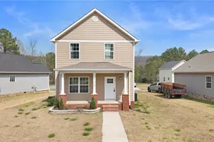 422 Coahulla Creek Dr, Dalton, GA 30721 - Photo 1