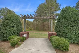 422 Coahulla Creek Dr, Dalton, GA 30721 - Photo 11