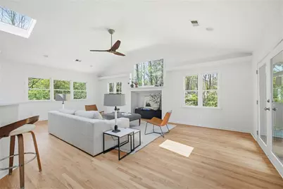 2376 Lively Trail NE, Atlanta, GA 30345 - Photo 9