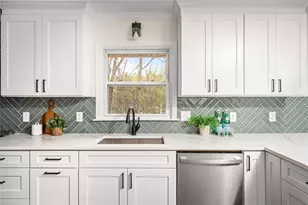 2479 Landeau Cir, Tucker, GA 30084 - Photo 7