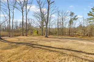 371 River Mansion Dr, Jefferson, GA 30549 - Photo 11