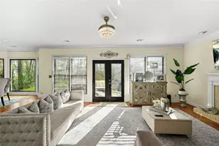 644 Laurel Wood Dr, Marietta, GA 30064 - Photo 9