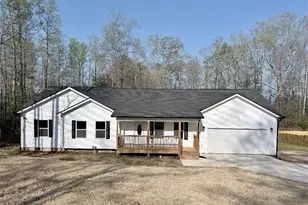 201 Deerfield Ln, Carrollton, GA 30116 - Photo 1