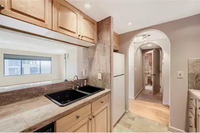 3481 Lakeside Drive NE #2905, Atlanta, GA 30326 - Photo 3