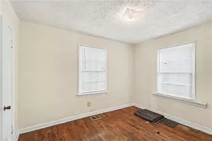 2293 Ewing St SW, Atlanta, GA 30331 - Photo 11