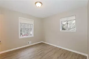 8455 Magnolia Dr, Jonesboro, GA 30238 - Photo 17