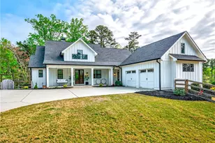 6570 Crestwood Peninsula, Flowery Branch, GA 30542 - Photo 3
