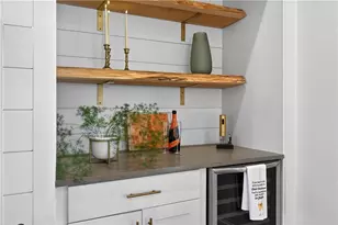 6570 Crestwood Peninsula, Flowery Branch, GA 30542 - Photo 15