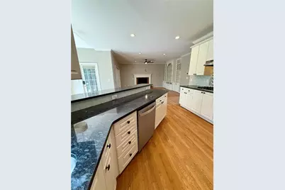 8004 Ridge Valley, Woodstock, GA 30189 - Photo 3
