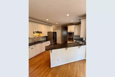 8004 Ridge Valley, Woodstock, GA 30189 - Photo 5