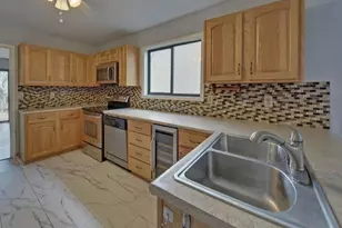 390 Colony Cove, Alpharetta, GA 30022 - Photo 3