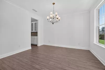 8935 Avonbrook Close, Ball Ground, GA 30107 - Photo 9