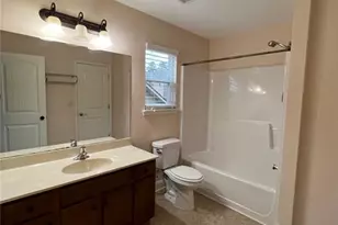 3605 Fallen Oak Ln, Buford, GA 30519 - Photo 7