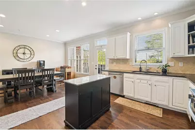 1192 Brookhaven Glen NE, Atlanta, GA 30319 - Photo 9