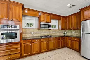 140 Lang Dr, Fayetteville, GA 30214 - Photo 9