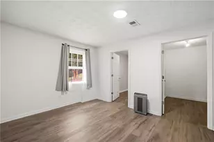 816 Pond View Ln, Sugar Hill, GA 30518 - Photo 37