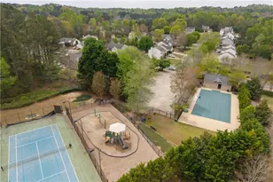 816 Pond View Ln, Sugar Hill, GA 30518 - Photo 51