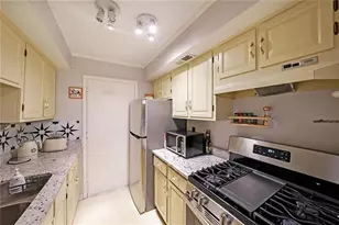 6851 Roswell Rd, Atlanta, GA 30328 - Photo 15