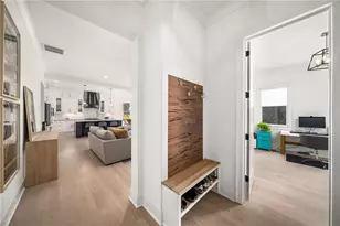 1941 Royal Ct, Atlanta, GA 30341 - Photo 19