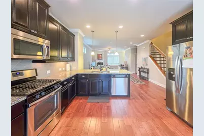 7910 Willoughby Court, Alpharetta, GA 30005 - Photo 9