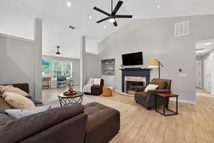 734 Evergreen Dr, Winder, GA 30680 - Photo 13