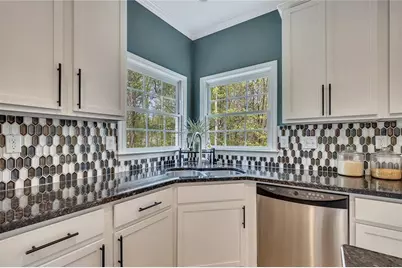 102 Valley Circle, Woodstock, GA 30189 - Photo 11