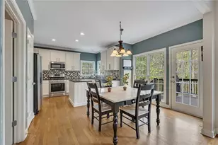 102 Valley Cir, Woodstock, GA 30189 - Photo 9