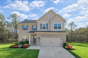 925 Lakehaven Ln, Loganville, GA 30052 - Photo 1