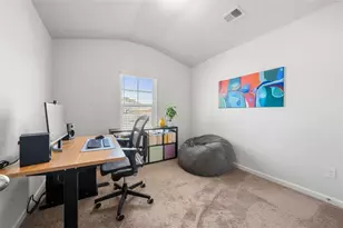 925 Lakehaven Ln, Loganville, GA 30052 - Photo 21