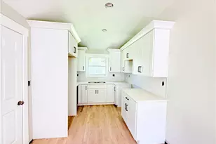 2453 Ivydale Dr SW, Atlanta, GA 30311 - Photo 3